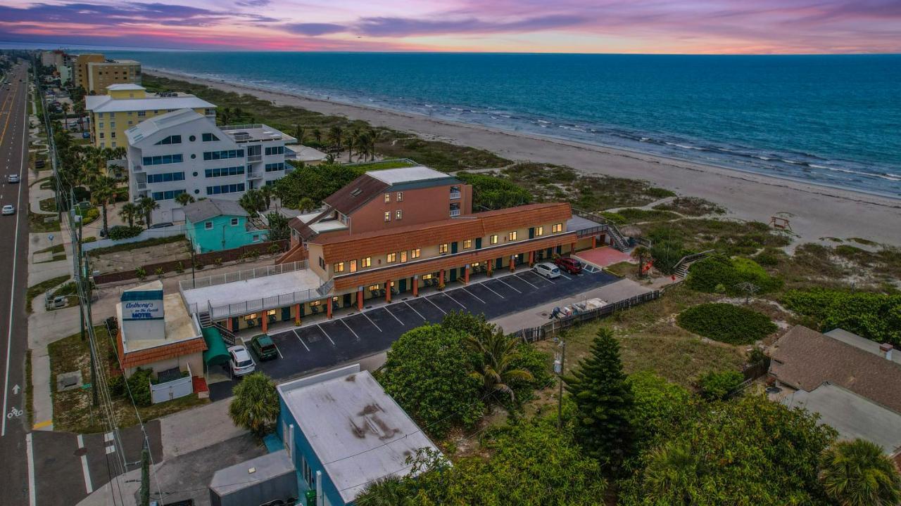 Anthony'S On The Beach Cocoa Beach Exterior foto